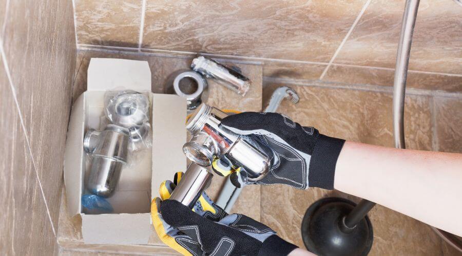 Professional gutter cleaning in Damascus, PA